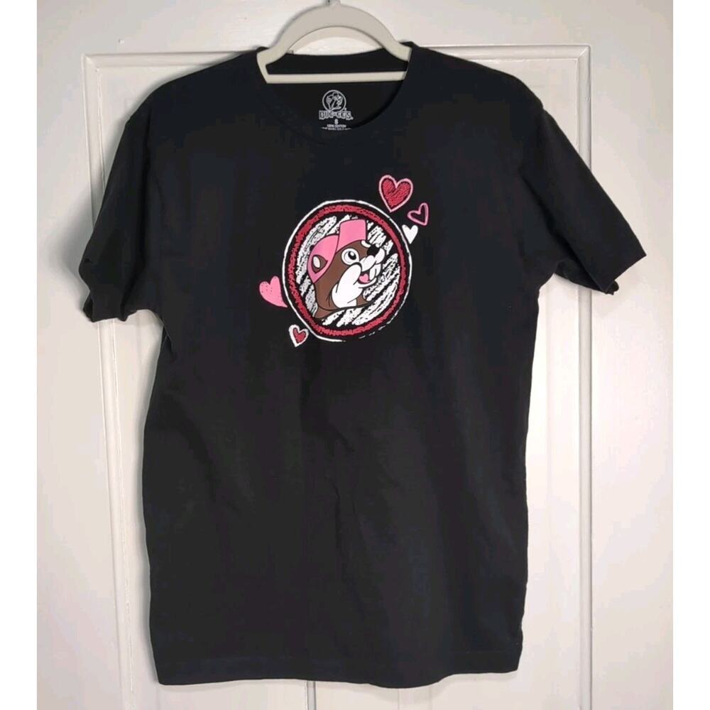 Buc-ee's Valentine's "Love Is In The Air" T-shirt Women's Small (959)